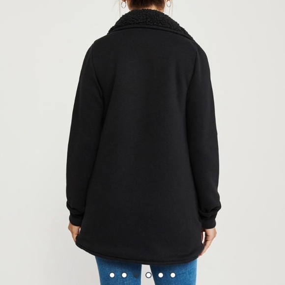 ABERCROMBIE NWT SHERAP SWEATER - Picture 2 of 3